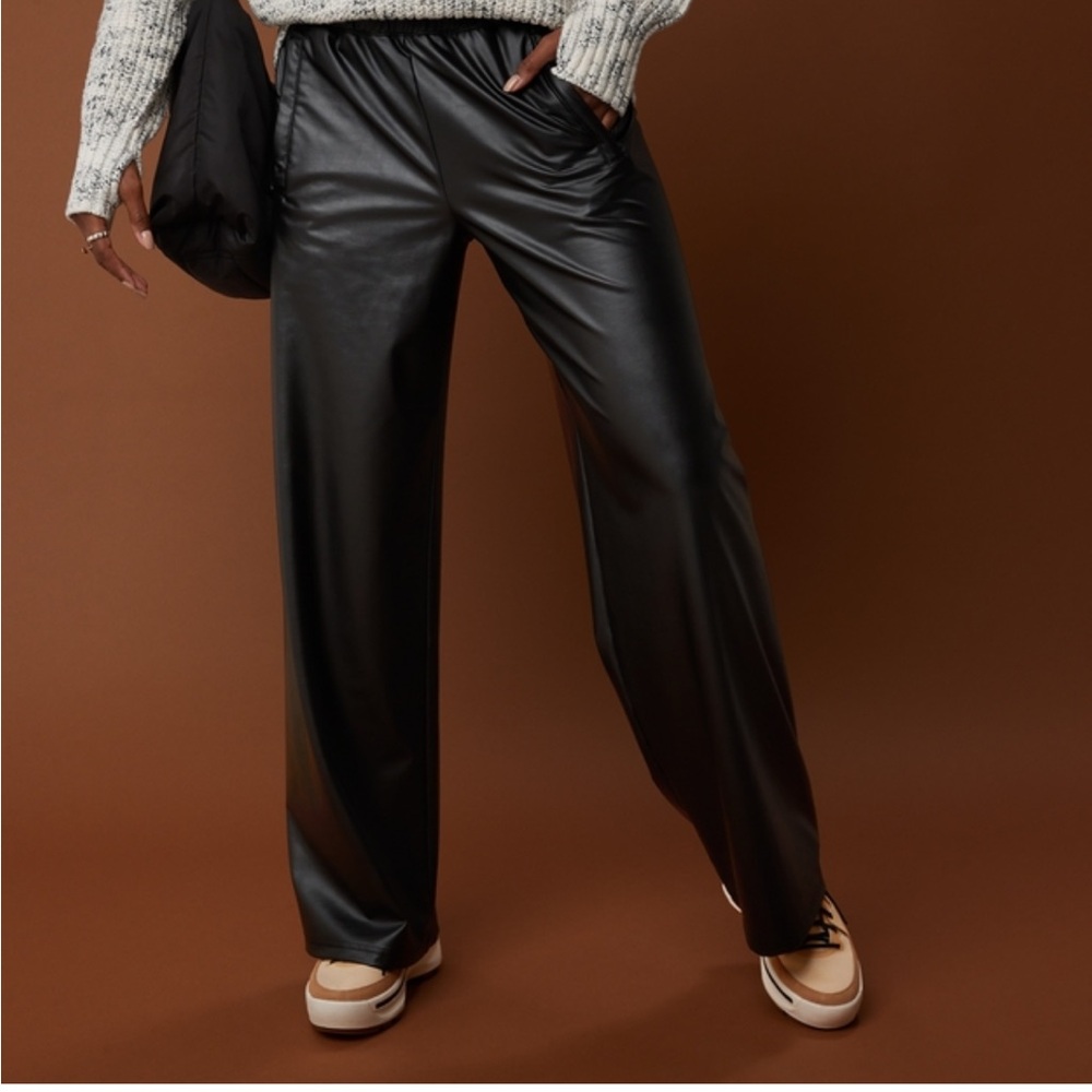 Aerie pull on, wide leg, faux leather pants